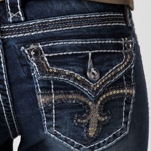 looking for a pair of RR skinny noelle sz 23